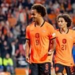 Belanda kalahkan Serbia 2-1