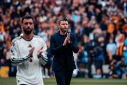 Carrick: Bruno Fernandes tetap kapten Manchester United