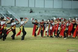 Penari kolosal Gandrung Sewu Banyuwangi mulai latihan gabungan