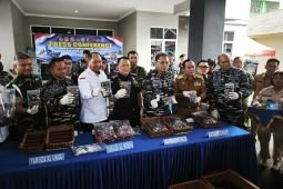 TNI AL amankan 4.364 kartrid vape terindikasi narkotika di Bakauheni