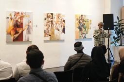ARTOTEL Grand Prima Surabaya hadirkan pameran "The Imaginary Bodies"