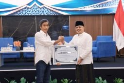 Biro Adpim Jatim dinobatkan mitra strategis literasi digital santri dan pesantren