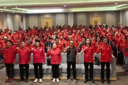 Armuji serukan kader PDIP Surabaya solid kerja untuk rakyat