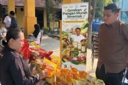 Bulog Surabaya peringati Hari Pangan Sedunia lewat GPM