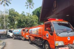 Pemkab Tulungagung salurkan 25 ribu liter air bersih
