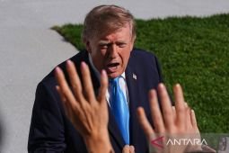 Trump enggan jawab soal Iran kirim "drone" ke pangkalan Inggris