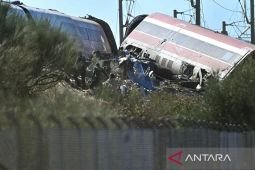 Korban tewas tabrakan kereta di Spanyol capai 64 orang