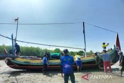 Diskan Pamekasan dampingi pengurusan izin 102 kapal nelayan