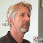 Van der Sar: Maarten Paes harus bersaing sengit di Ajax