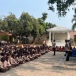 Personel Polres Situbondo edukasi pelajar dari aksi perundungan