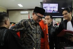 KPK sita dokumen usai geledah Dinas Perdagangan dan BKAD Kota Madiun