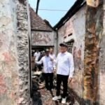 Pemkab Sidoarjo bantu perbaikan dua rumah warga yang terbakar