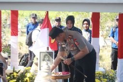 Kapolri ziarah ke makam Marsinah sebagai bentuk penghormatan