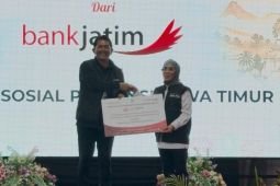 Bank Jatim berikan bantuan dapur umum dan dapur air untuk Dinsos Jatim