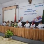 BCA perkuat literasi keuangan ratusan peternak sapi perah di Malang