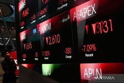 IHSG melemah di tengah pasar cermati arah kebijakan moneter global