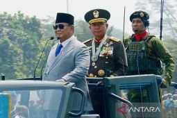 Prabowo berterima kasih kepada keluarga prajurit di HUT Ke-81 TNI
