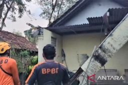 BPBD Magetan sebut belasan rumah rusak akibat angin puting beliung